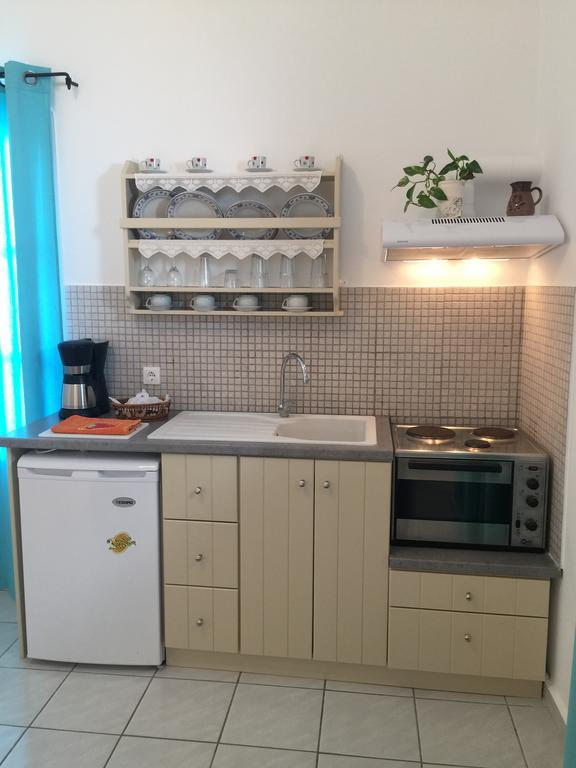 Anna'S Studio Piso Livadi Ngoại thất bức ảnh